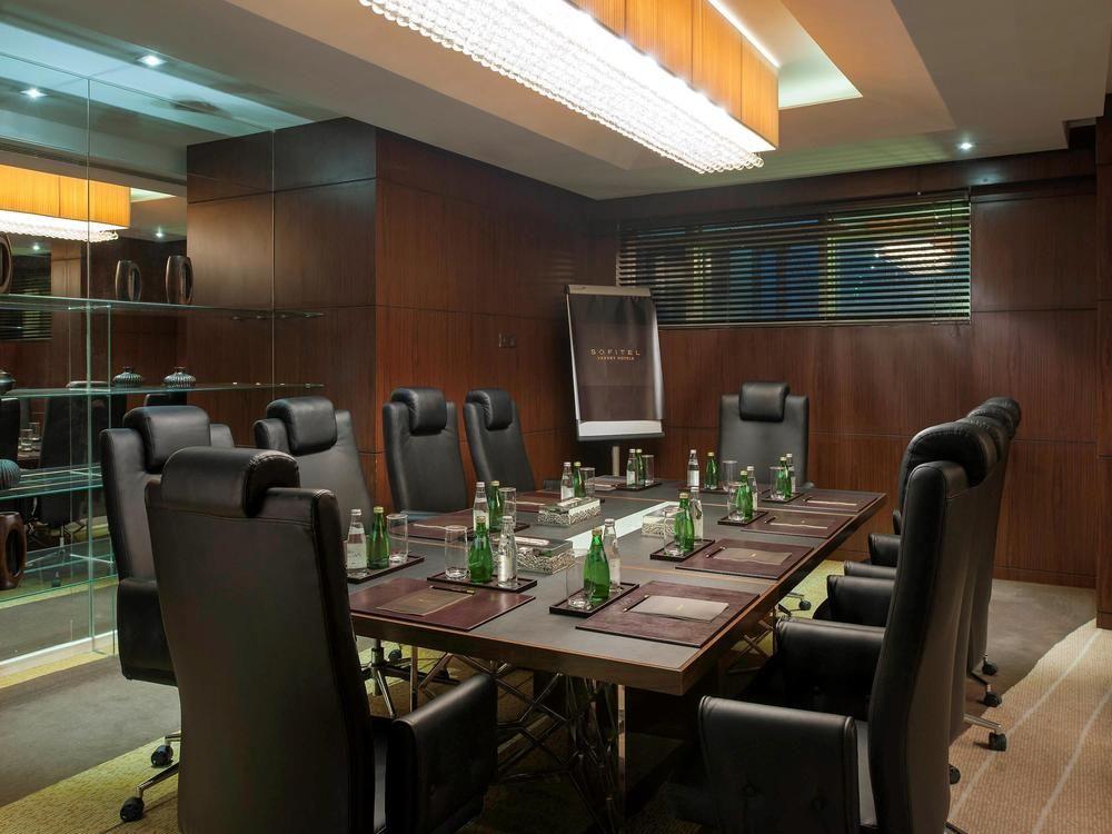 Hotel The Venue Jeddah Corniche Exterior foto Meeting room